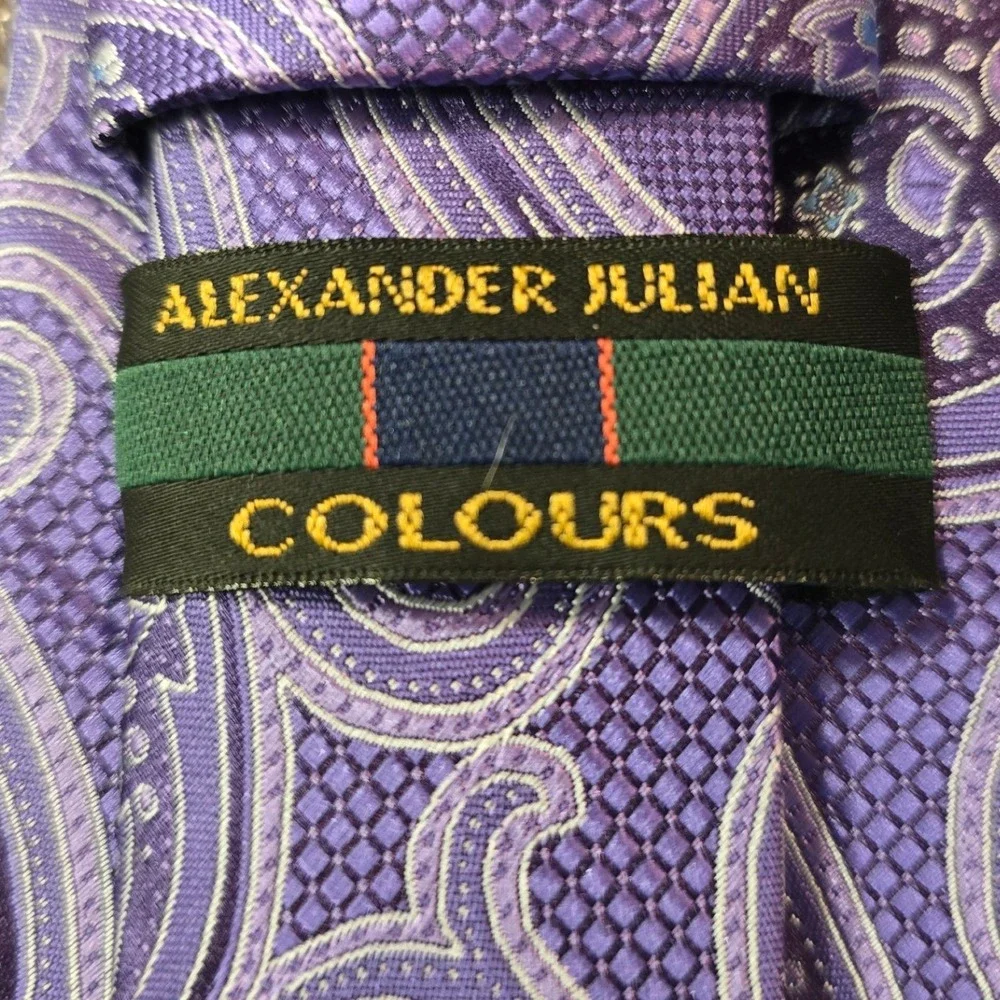 Alexander Julian Colours Purple Paisley Handmade Polyester Mens Necktie 3.5 Wide